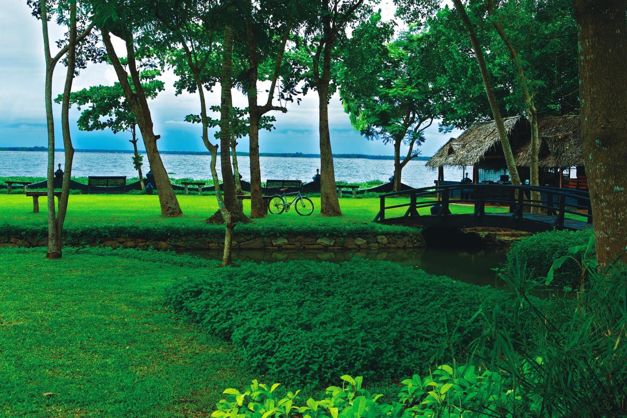 Taj Kumarakom Resort And Spa Kerala Экстерьер фото